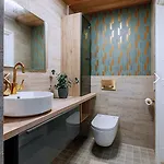 Luxury 115m2,private Sauna,2br ,2bath ,central