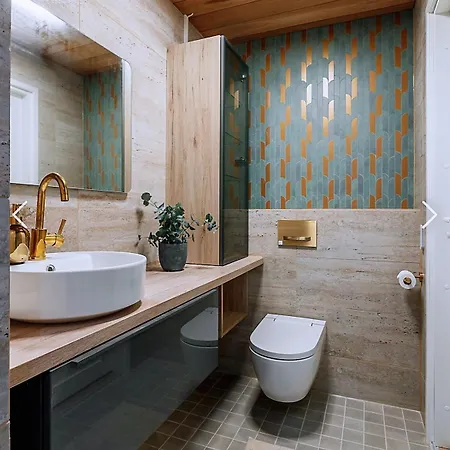 Luxury 115m2,private Sauna,2br ,2bath ,central