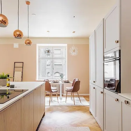 Apartment Luxury 115m2,private Sauna,2br ,2bath ,central *